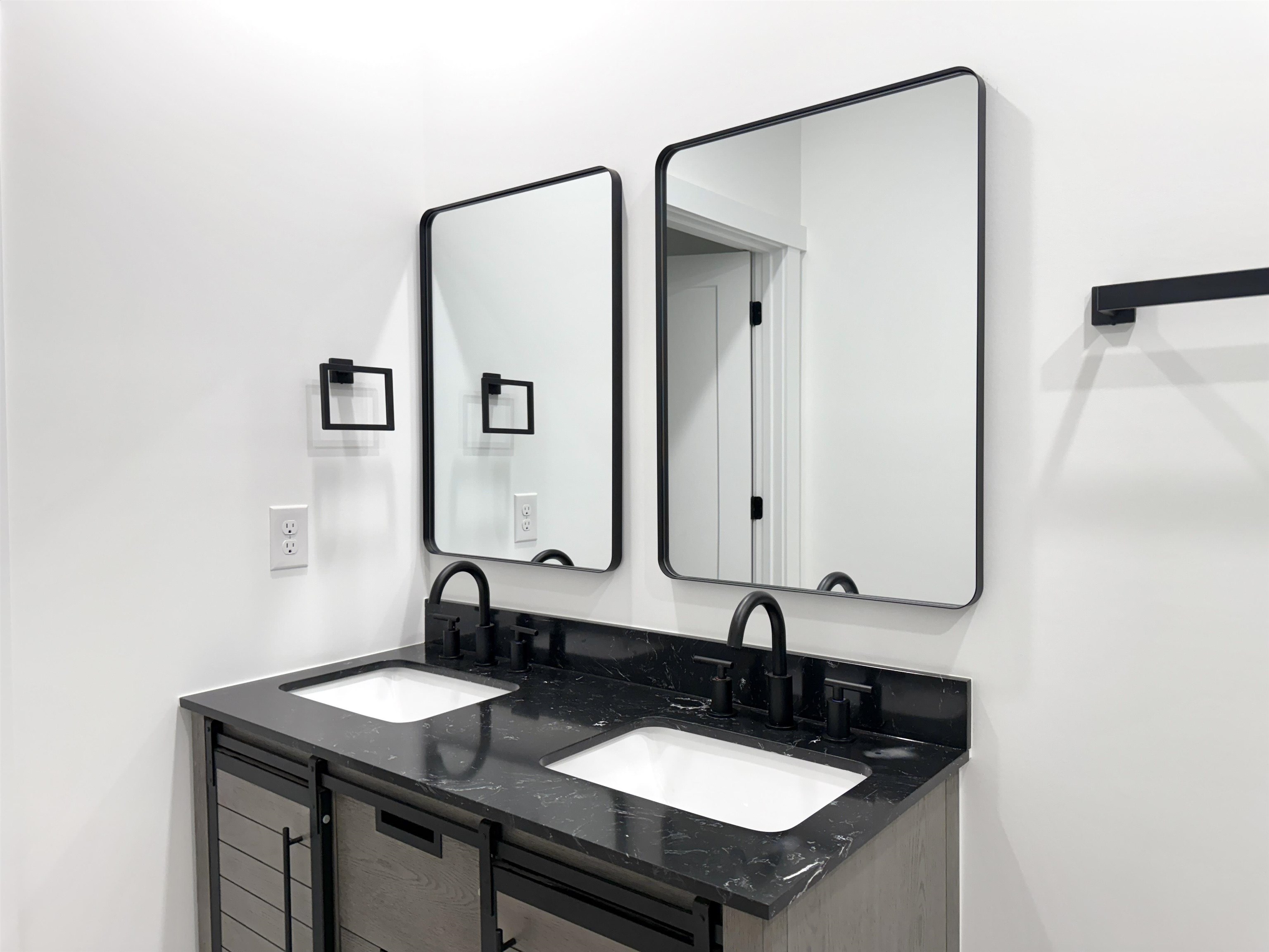 177 Cedar Avenue Wellford, SC 29385 - Photo 26 of 34