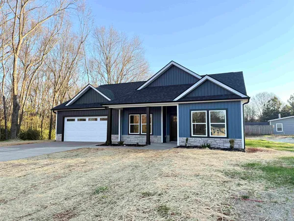 $329,900 | 177 Cedar Avenue, Wellford, SC 29385