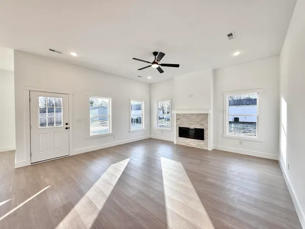 $329,900 | 177 Cedar Avenue, Wellford, SC 29385