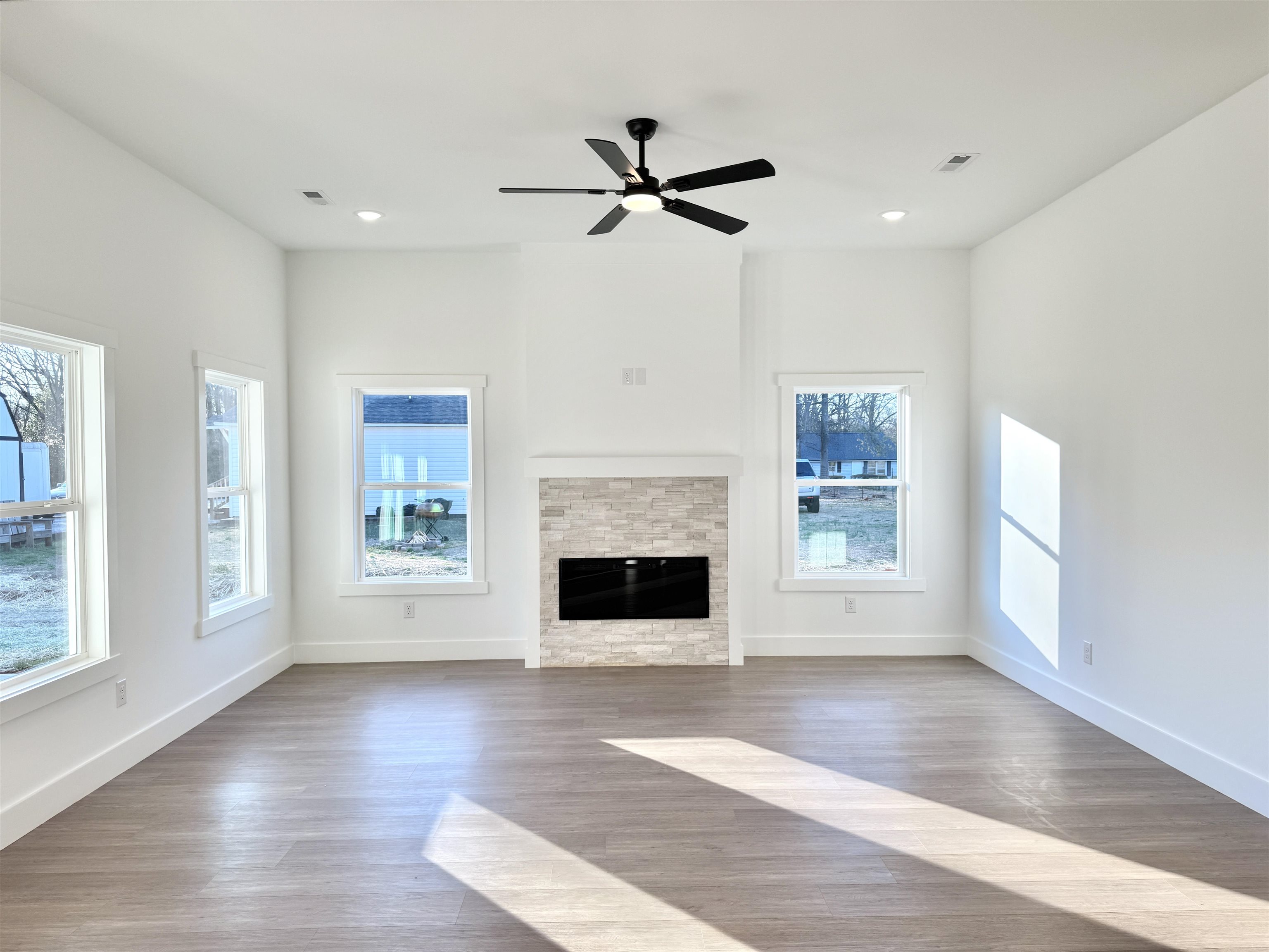 177 Cedar Avenue Wellford, SC 29385 - Photo 6 of 34