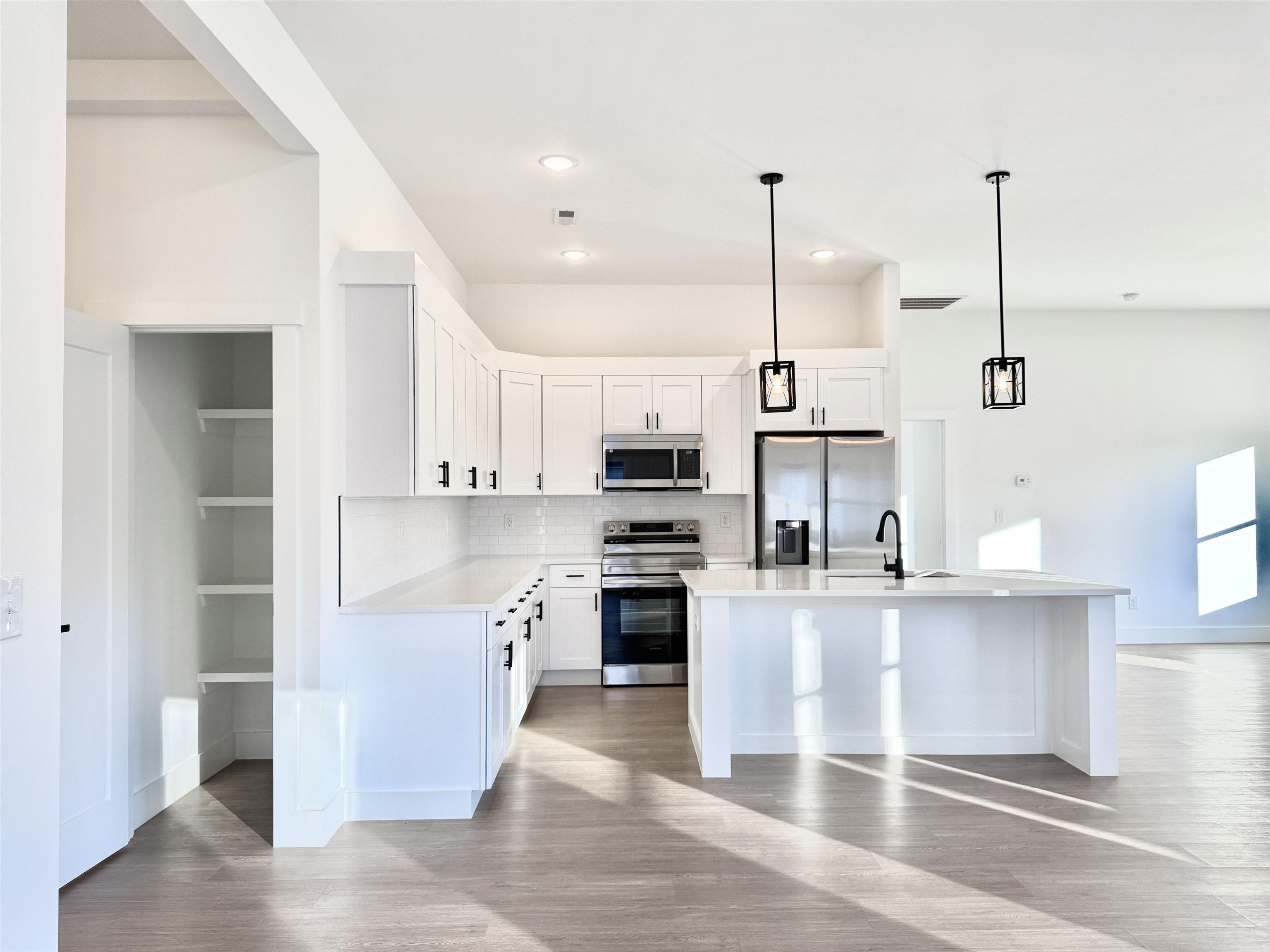 177 Cedar Avenue Wellford, SC 29385 - Photo 8 of 34