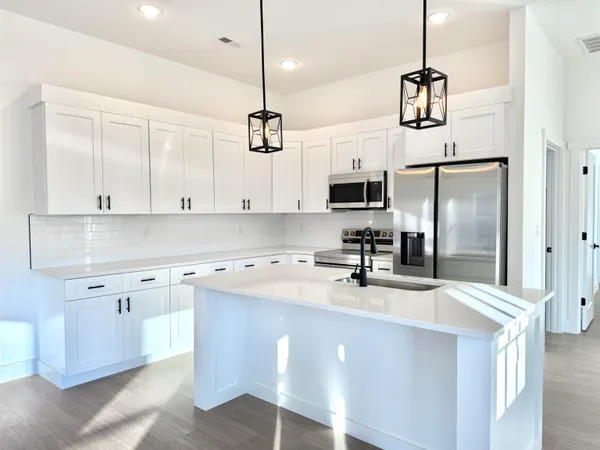 $329,900 | 177 Cedar Avenue, Wellford, SC 29385