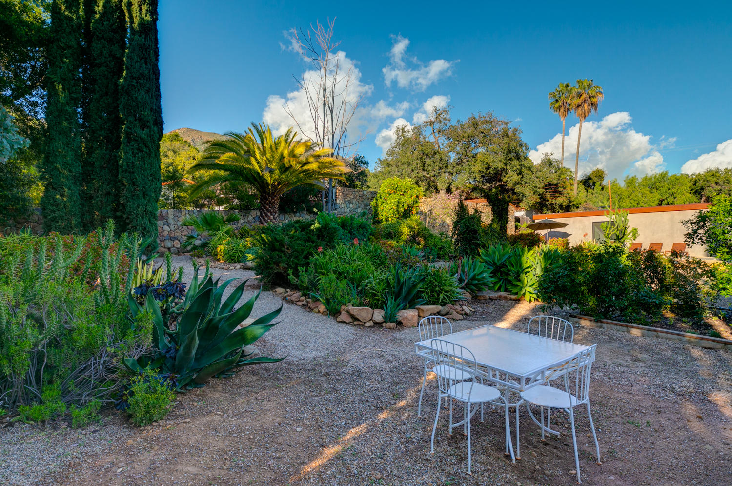 1317 Foothill Road Ojai, CA 93023 - Photo 7 of 34 5A2_1317Foothill-66