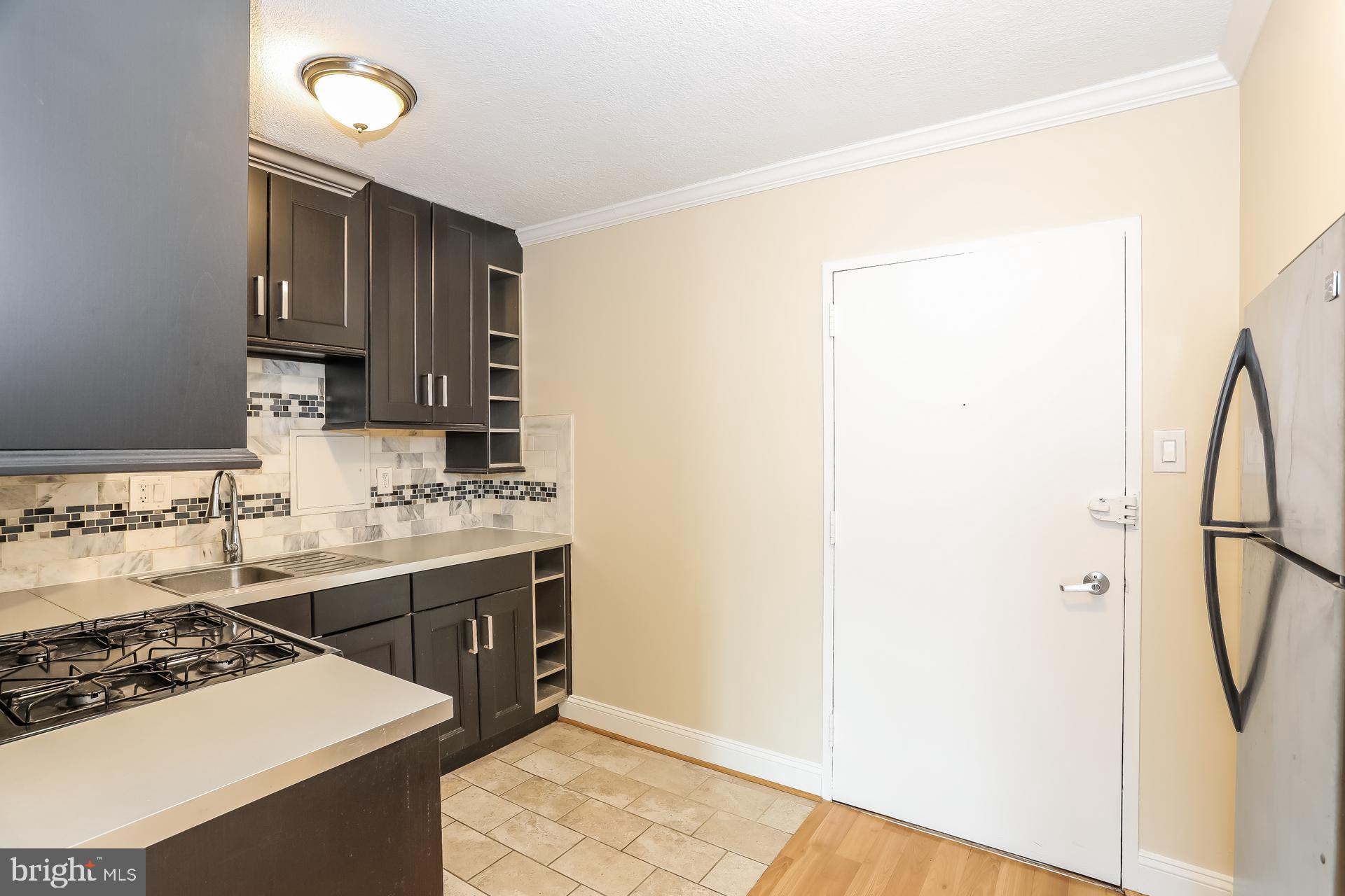 240 M Street Southwest, Unit E511 Washington, DC 20024 - Photo 5 of 16