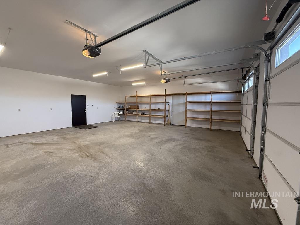 150 Buck Boulevard White Bird, ID 83554 - Photo 28 of 45 View of garage