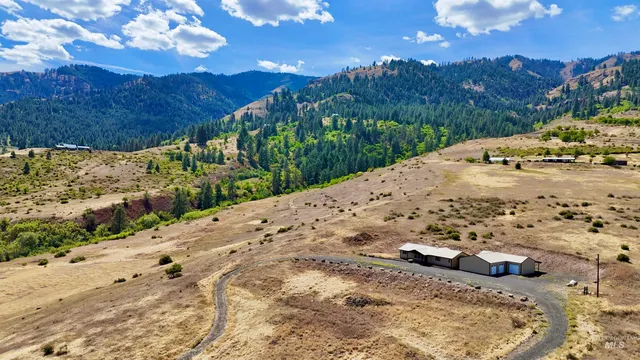 $649,000 | 150 Buck Boulevard, White Bird, ID 83554