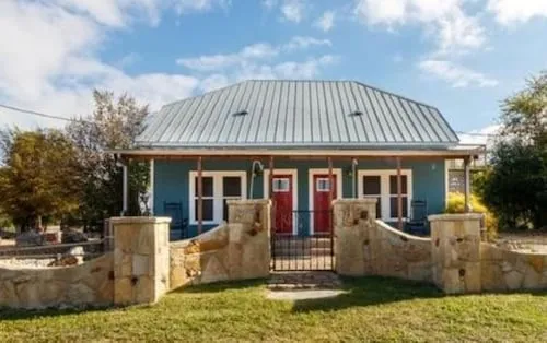 $2,000 | 14254 Highway 16, Medina, TX 78055