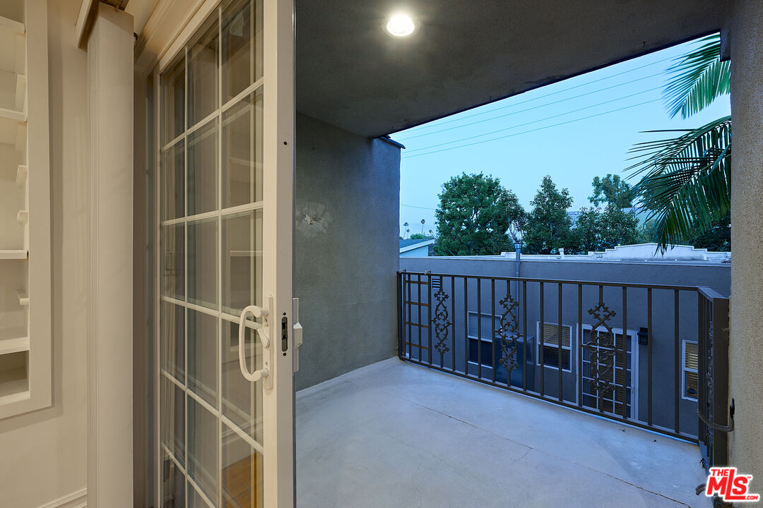 817 Broadway Street Venice, CA 90291 - Photo 14 of 17