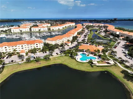 $392,000 | 19 Harbour Isle Drive West, Unit 305, Hutchinson Island, FL 34949
