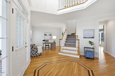 $895,000 | 215 Lansbrooke Lane, Apex, NC 27502