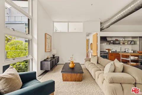 $1,149,000 | 4080 Glencoe Avenue, Unit 217, Marina del Rey, CA 90292