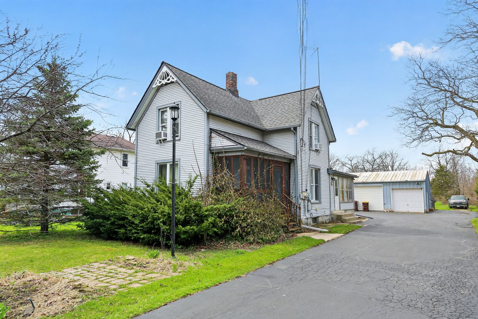 311 Marengo Road Harvard, IL 60033 - Photo 2 of 28