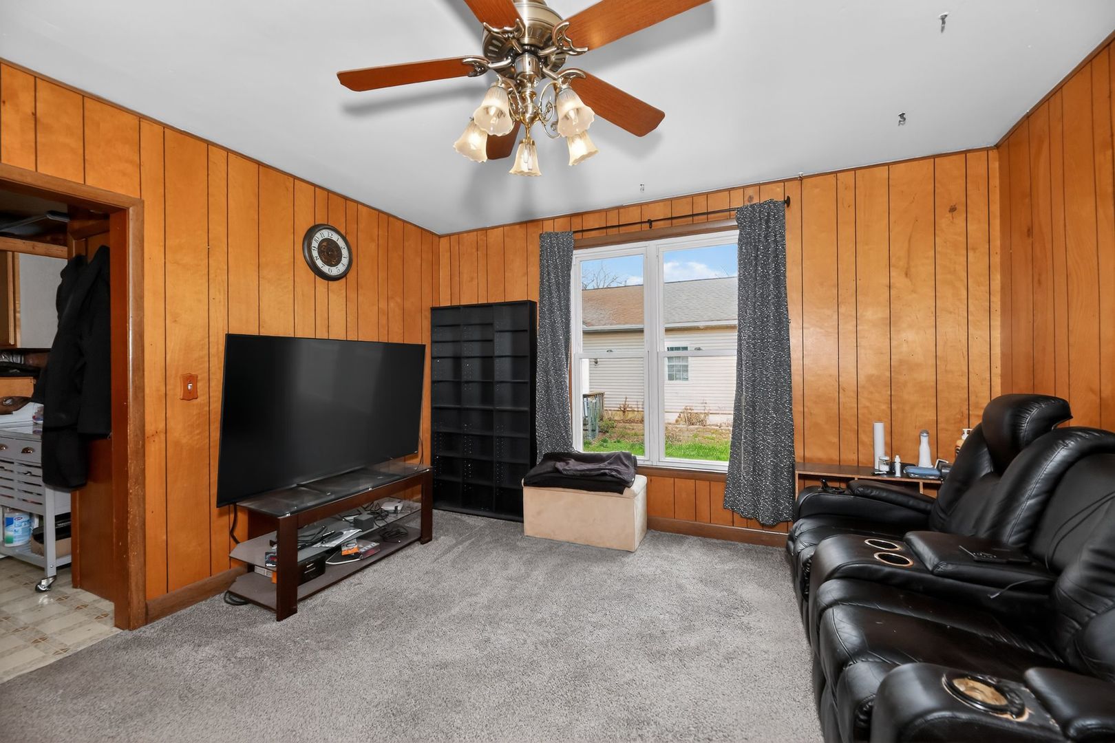 311 Marengo Road Harvard, IL 60033 - Photo 3 of 28