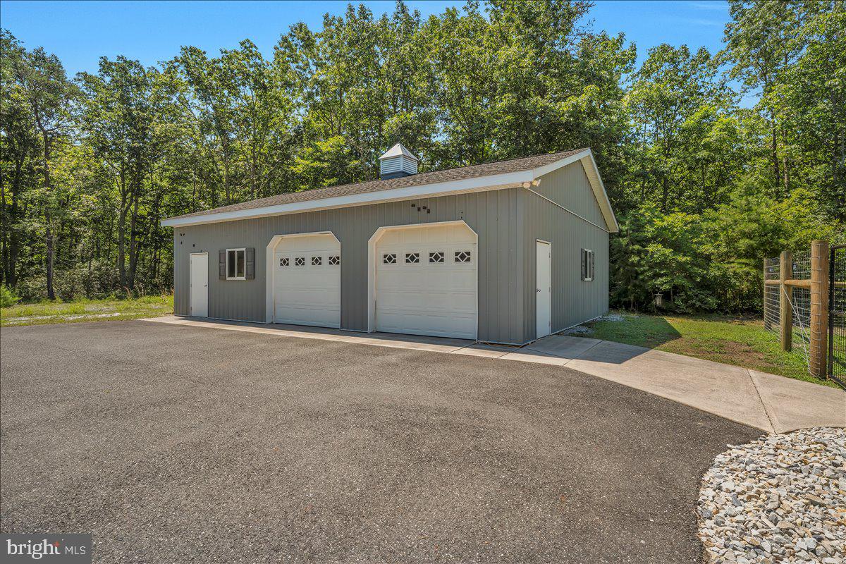 195 Carlisle Place Road Leesburg, NJ 08327 - Photo 33 of 49 Detached Garage/Workshop