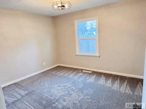 $289,000 | 565 Lansing Street, Blackfoot, ID 83221