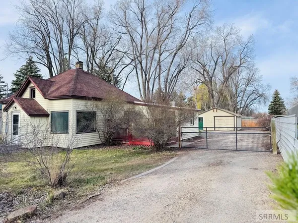 $289,000 | 565 Lansing Street, Blackfoot, ID 83221