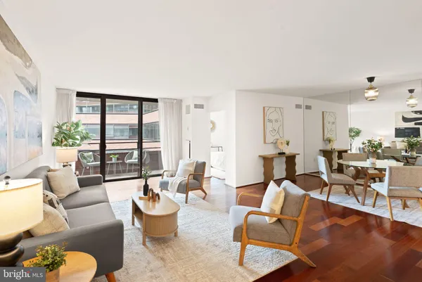 $775,000 | 2555 Pennsylvania Avenue Northwest, Unit 612, Washington, DC 20037