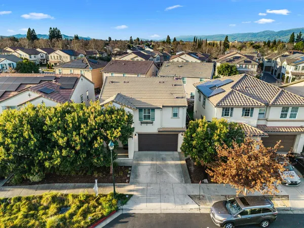 $925,000 | 41 Caspian Way, Gilroy, CA 95020