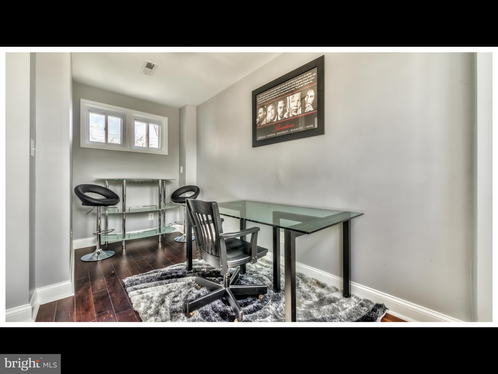 4110 Wentworth Road Baltimore, MD 21207 - Photo 5 of 30 Interior (General)