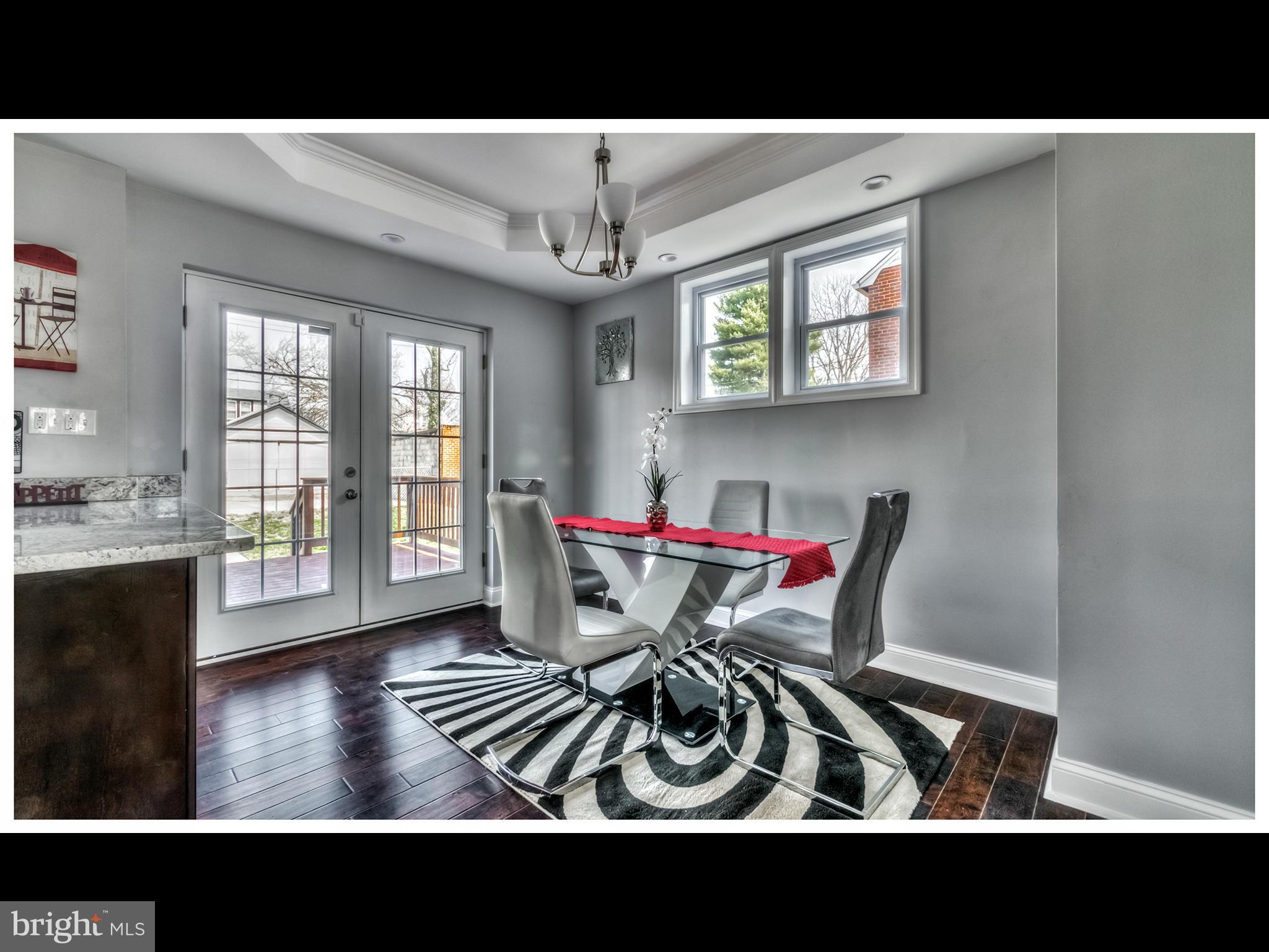 4110 Wentworth Road Baltimore, MD 21207 - Photo 6 of 30 Living Room