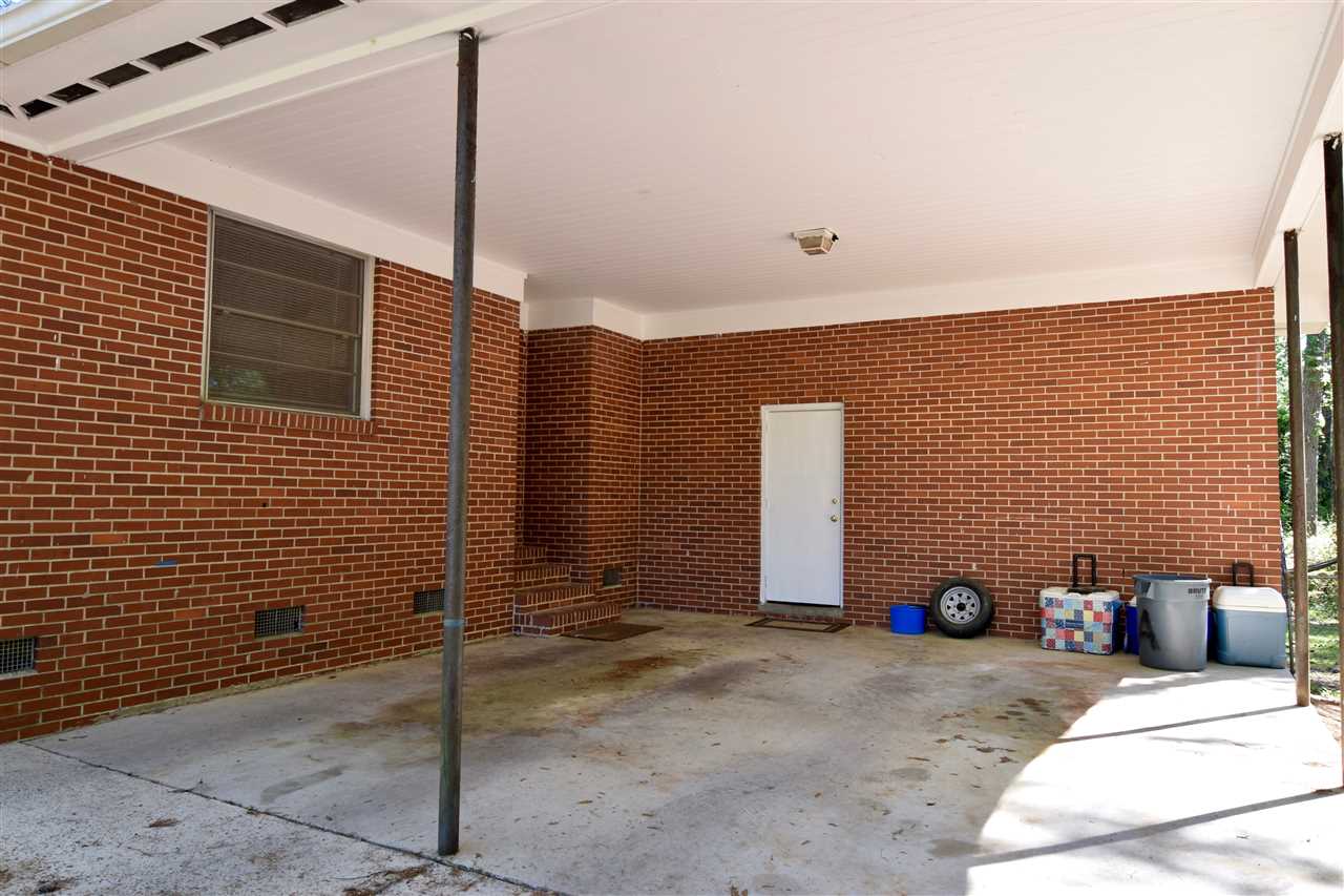 2107 Ridgetop Drive Tallahassee, FL 32303 - Photo 27 of 31 Gallery Image 27