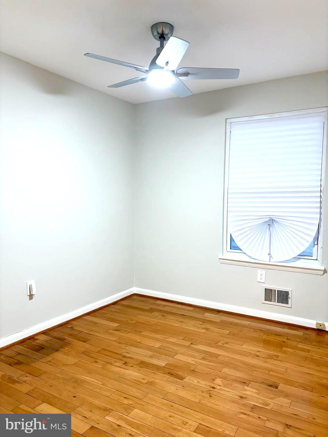 7903 Hart Road Fort Washington, MD 20744 - Photo 10 of 27 Upper Level Bedroom 1