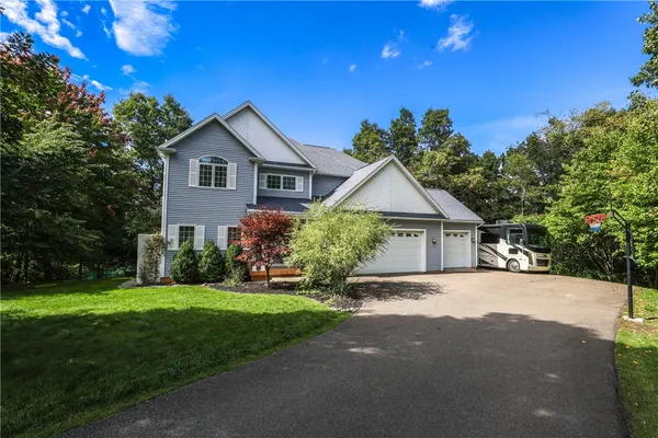 $725,000 | 225 Oak Hill Road, Horseheads, NY 14845