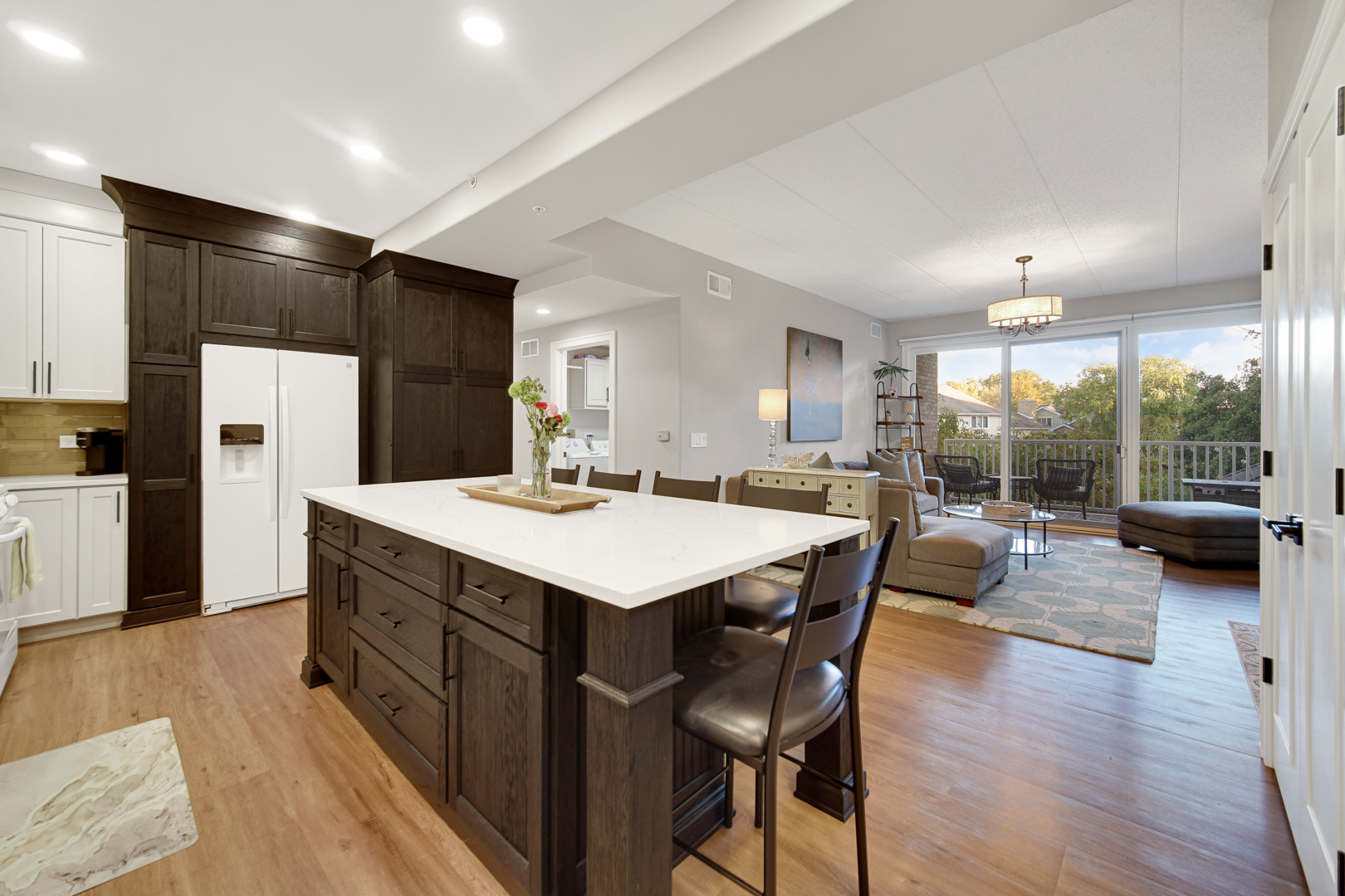 1761 Pavilion Way, Unit 206 Park Ridge, IL 60068 - Photo 9 of 24