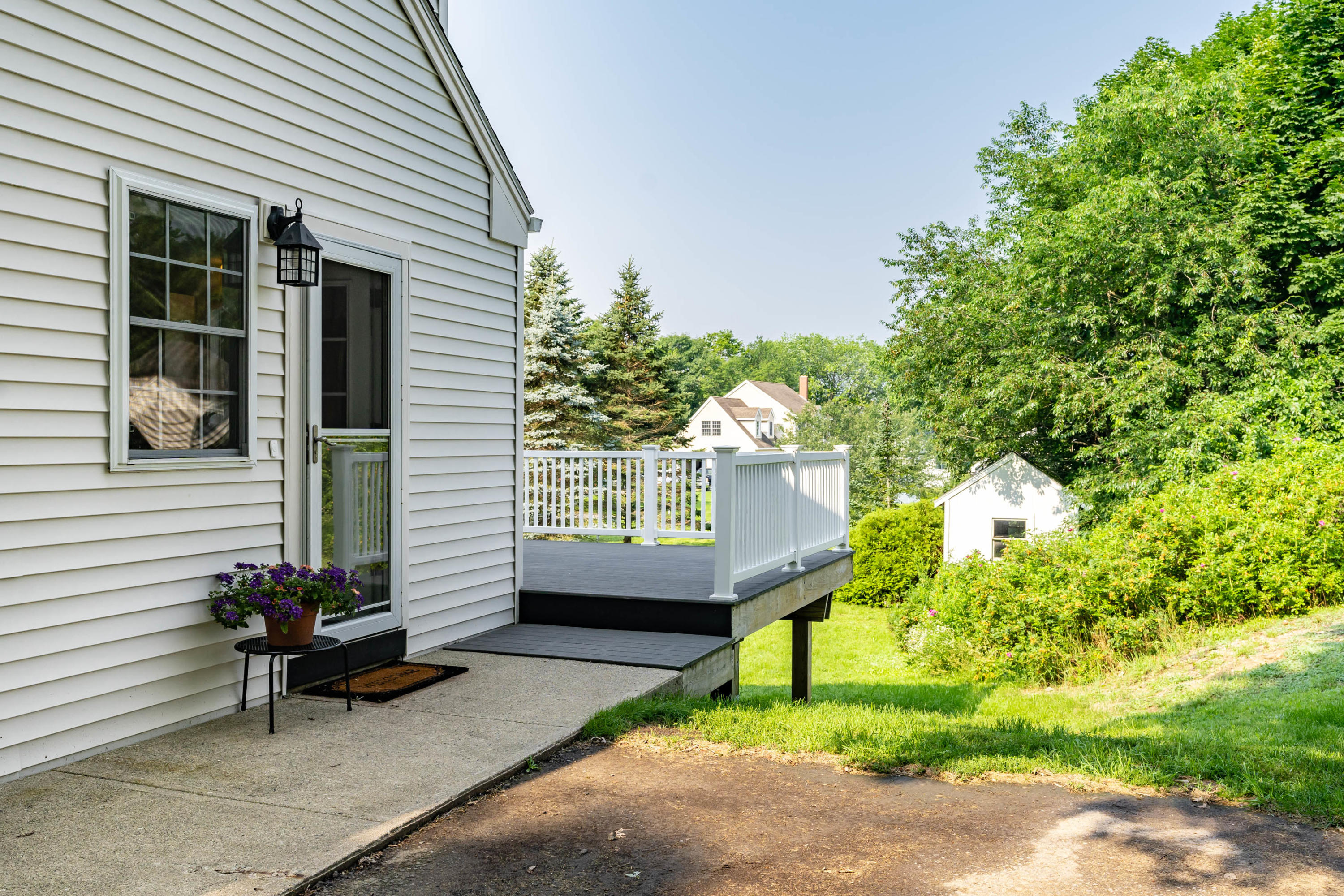 63 Fowler Road Cape Elizabeth, ME 04107 - Photo 37 of 54 1-Exterior-7