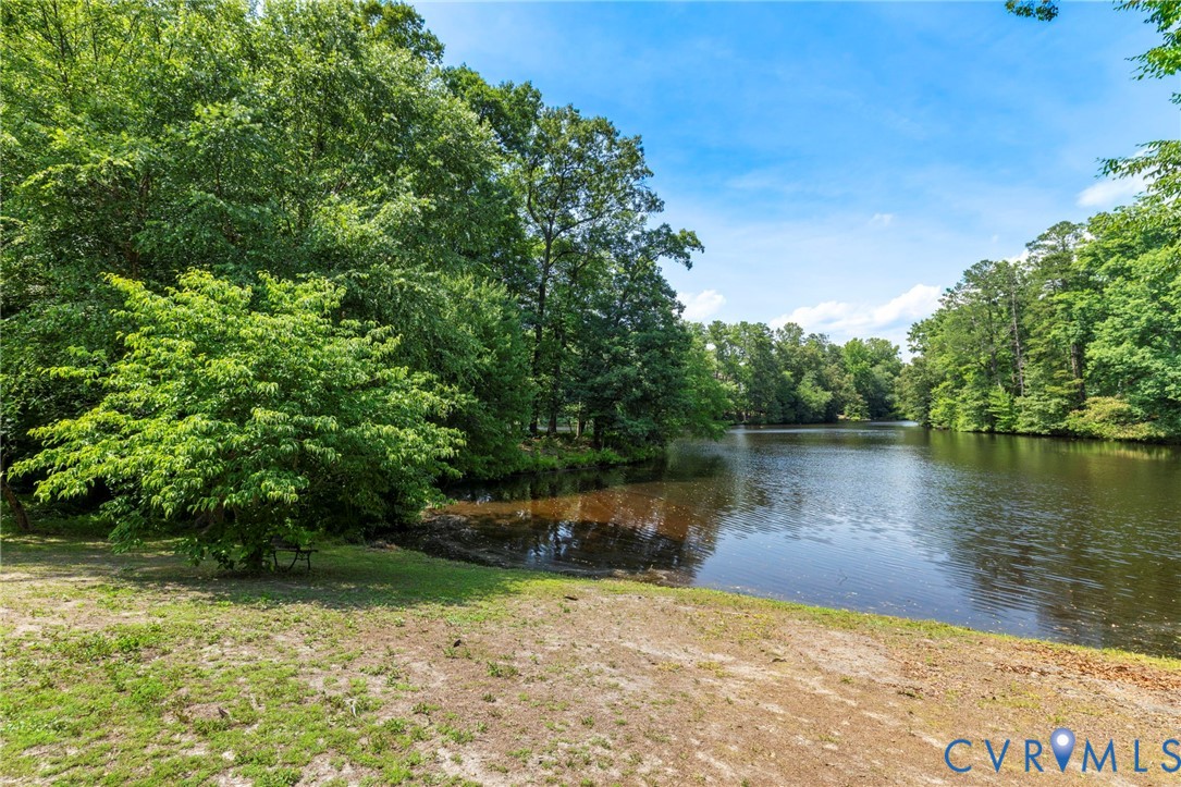 4512 Forrestal Road Chester, VA 23831 - Photo 40 of 47