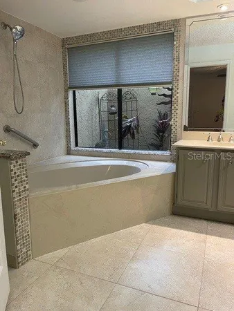 $2,200 | 1236 St Tropez Circle, Orlando, FL 32806