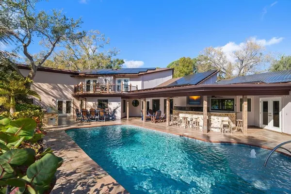 $2,200,000 | 2402 Pine Hammock, Clearwater, FL 33764