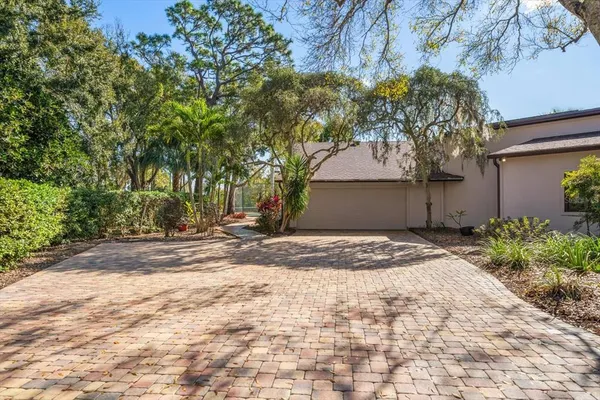 $2,200,000 | 2402 Pine Hammock, Clearwater, FL 33764