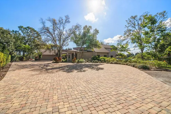 $2,200,000 | 2402 Pine Hammock, Clearwater, FL 33764