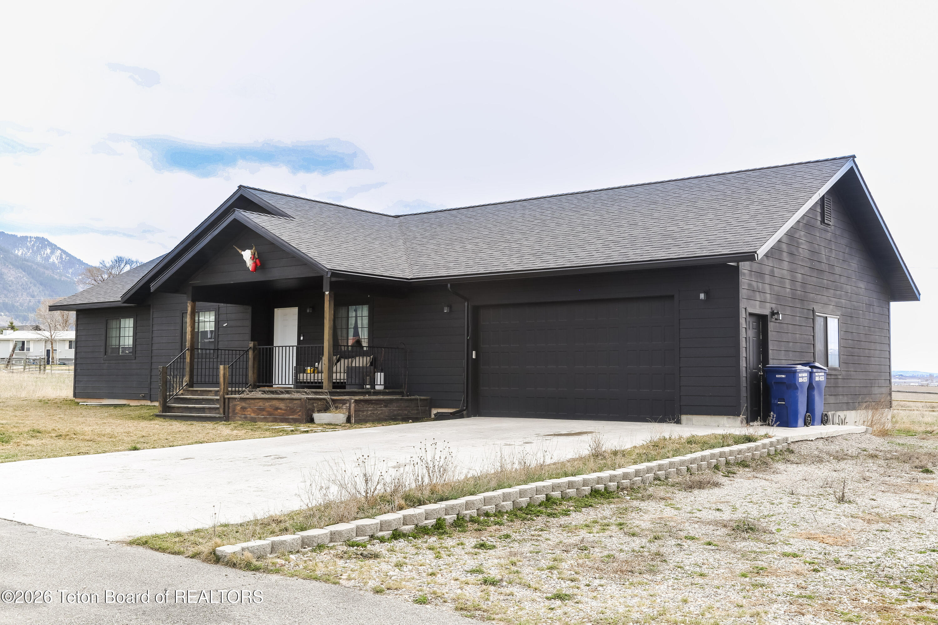 215 Little Greys Loop Etna, WY 83118 - Photo 4 of 20 West Corner