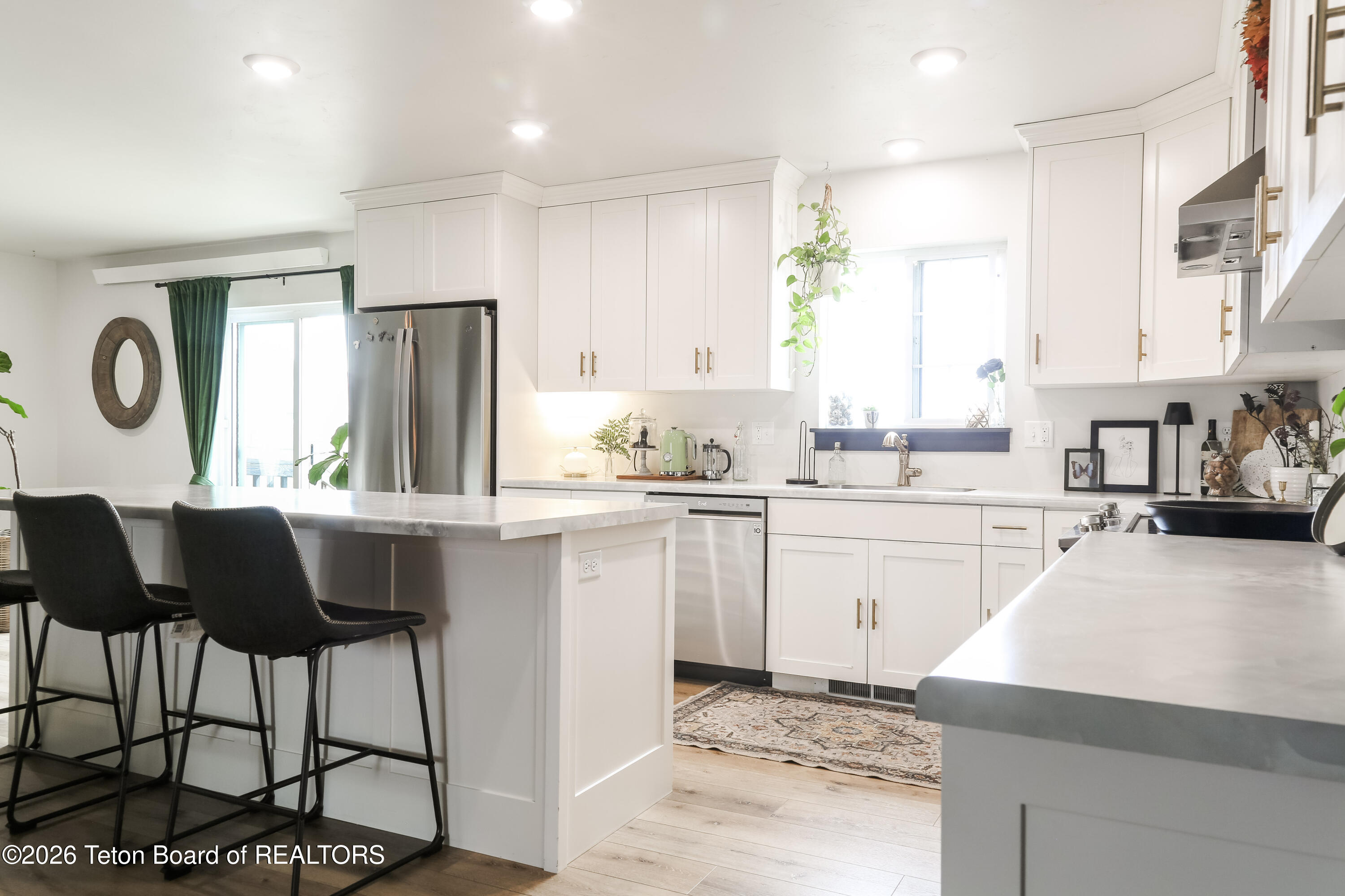 215 Little Greys Loop Etna, WY 83118 - Photo 7 of 20 Kitchen 2