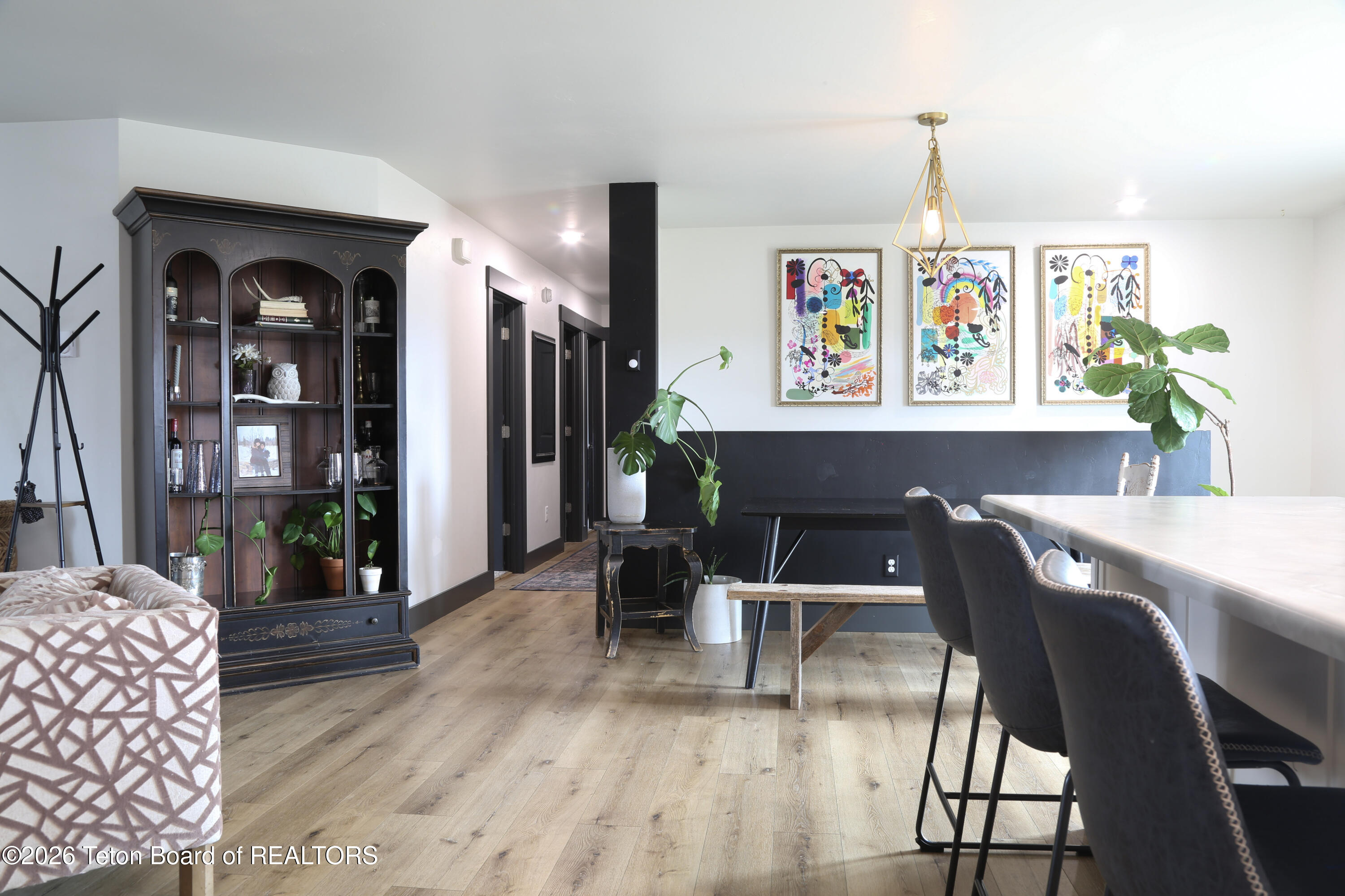 215 Little Greys Loop Etna, WY 83118 - Photo 10 of 20 Living Area