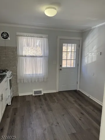 $2,000 | 102 Merriam Avenue, Newton, NJ 07860