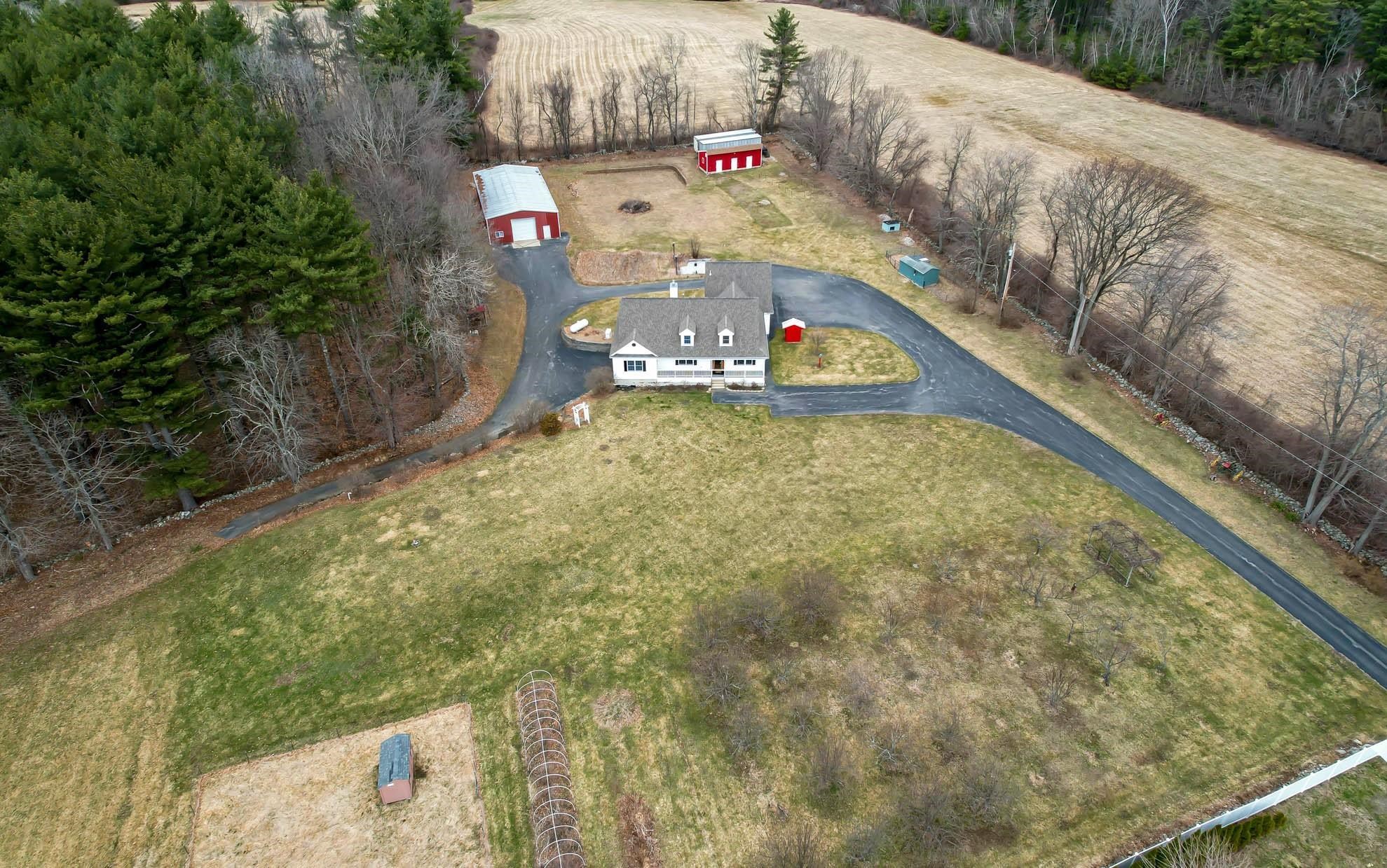 254 Island Pond Road Derry, NH 03038 - Photo 2 of 37