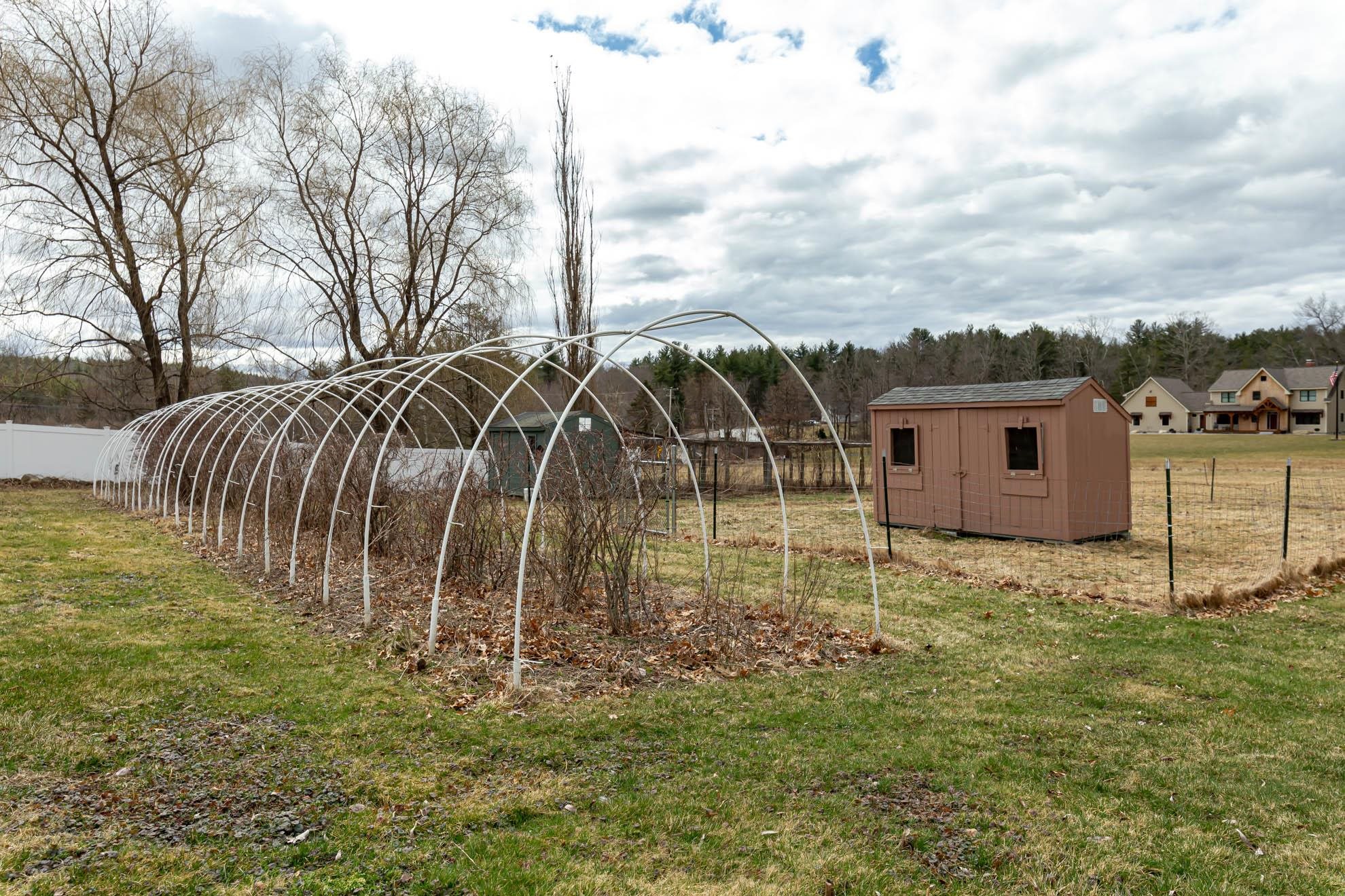 254 Island Pond Road Derry, NH 03038 - Photo 31 of 37
