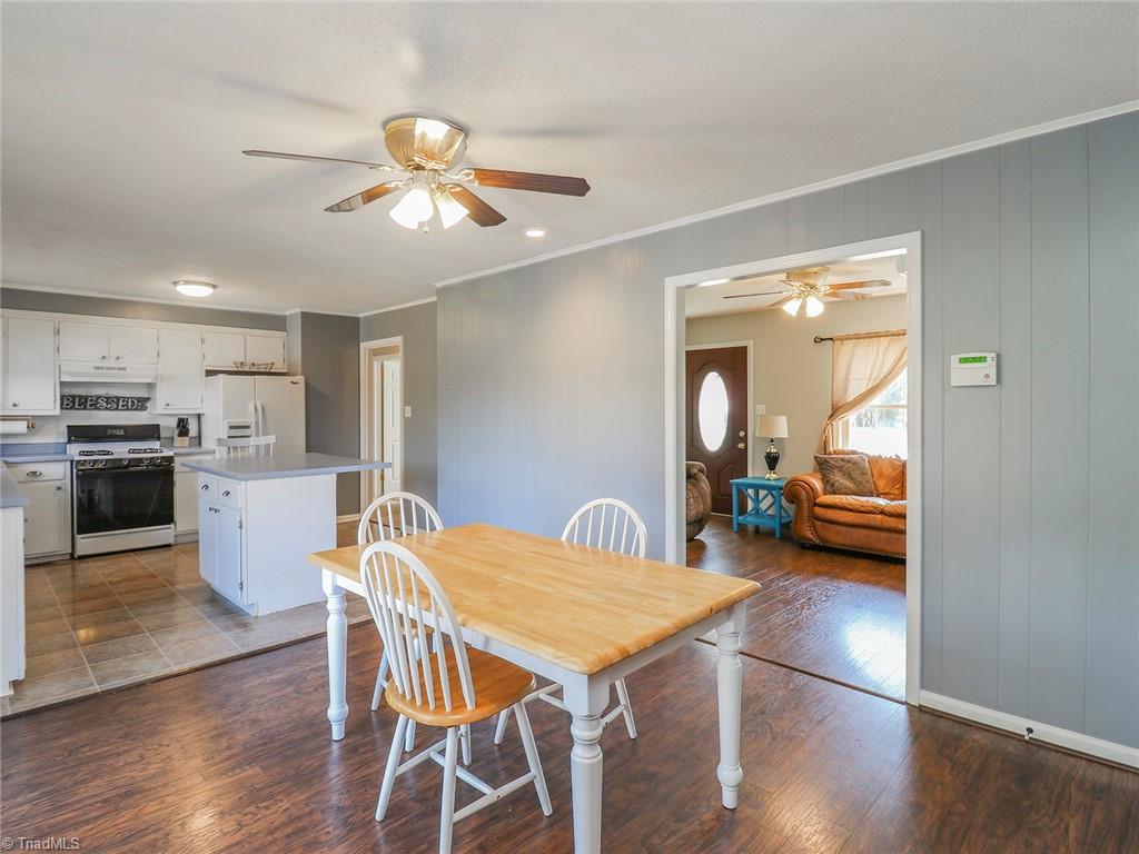 362 Jarrett Road Thomasville, NC 27360 - Photo 7 of 21 Gallery Image 7
