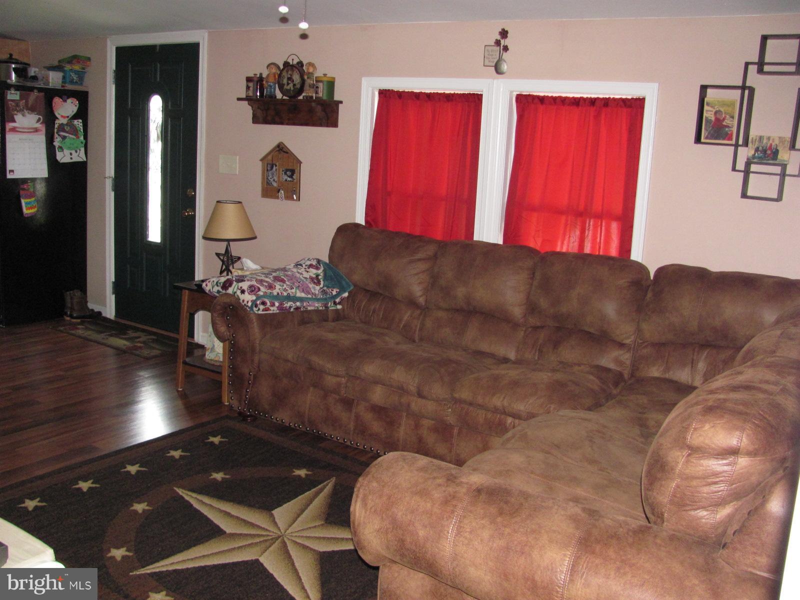 20907 San Mar Road Boonsboro, MD 21713 - Photo 10 of 24 Living Room