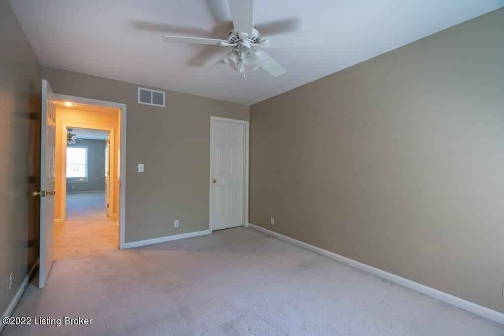 10426 Edgewater Road Louisville, KY 40223 - Photo 20 of 35 bedroom #3