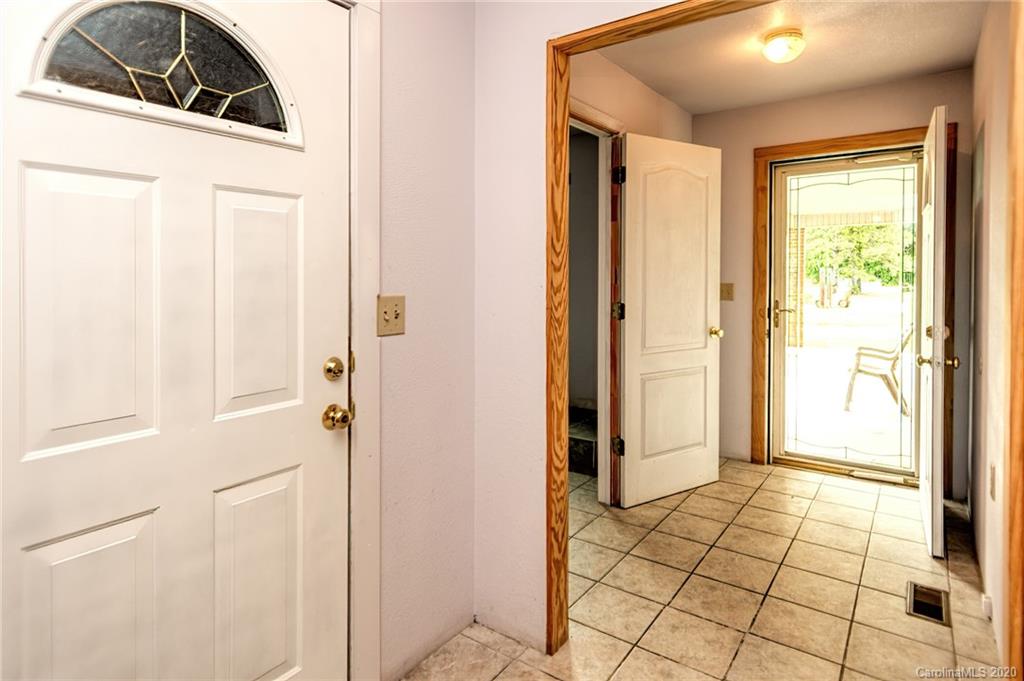 245 Feezor Road Mocksville, NC 27028 - Photo 3 of 25 Gallery Image 3