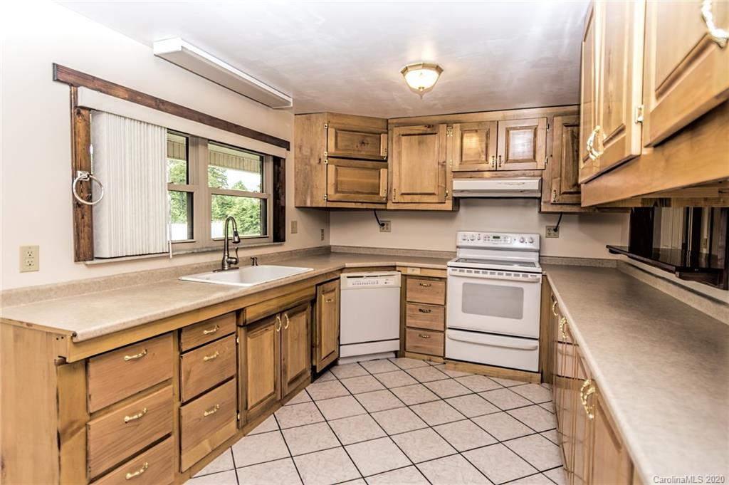 245 Feezor Road Mocksville, NC 27028 - Photo 6 of 25 Gallery Image 6