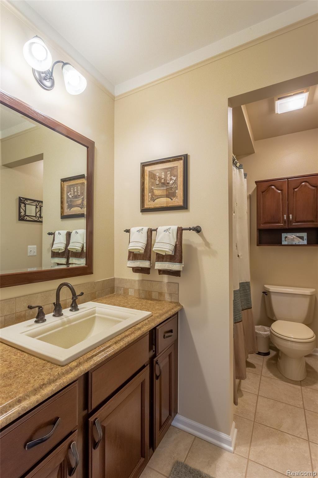 5439 Pleasant Valley Road Brighton, MI 48114 - Photo 39 of 55 Pleasant Valley_5439-upper-Master Suite-12.jpg