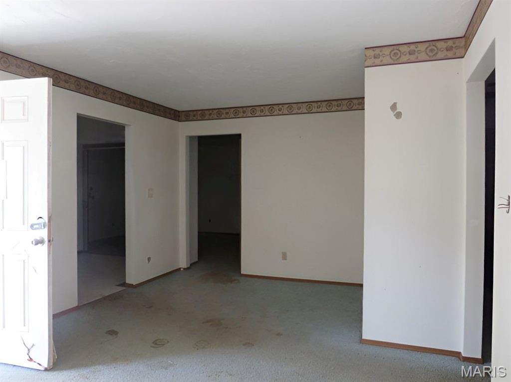 611 23rd Street Carlyle, IL 62231 - Photo 5 of 12