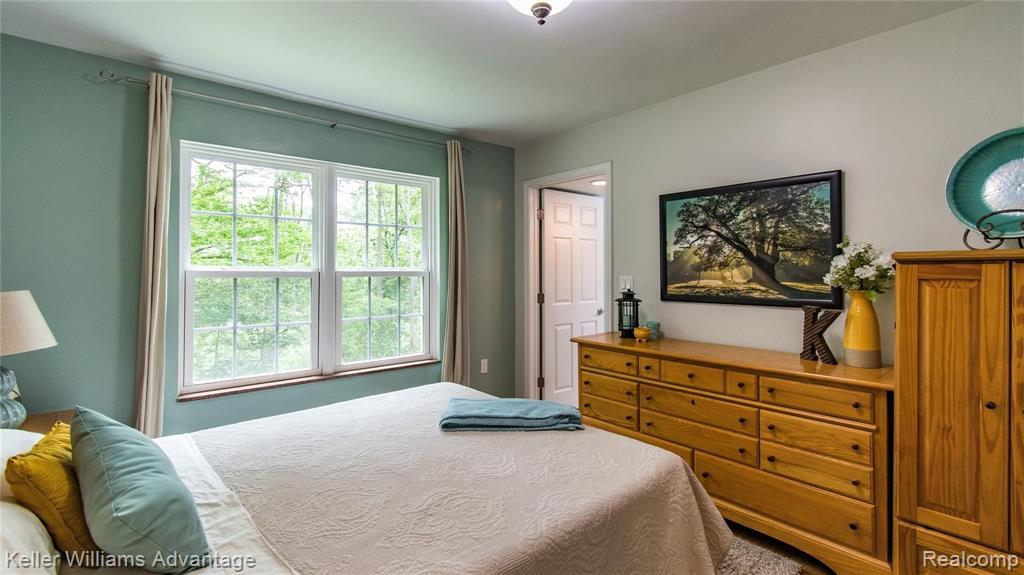 24675 Farmington Road Farmington, MI 48336 - Photo 14 of 23