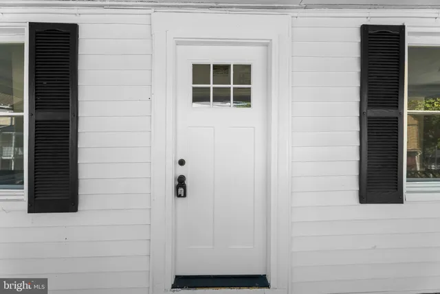 $299,000 | 206 Jefferson Pike, Knoxville, MD 21758