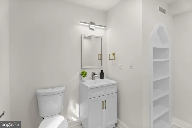 $299,000 | 206 Jefferson Pike, Knoxville, MD 21758